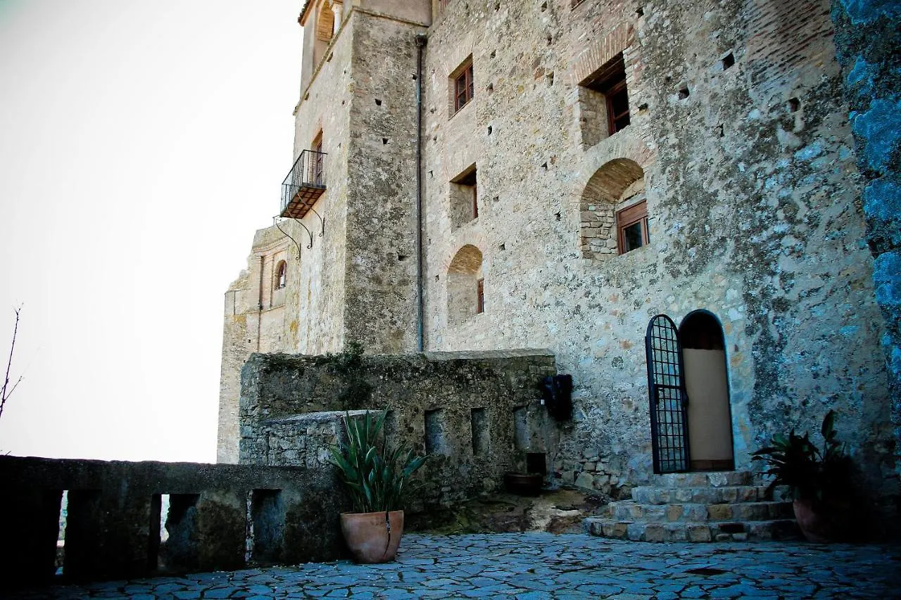 Hotel Tugasa Castillo De Castellar Castellar de la Frontera